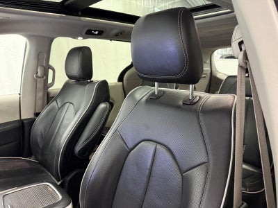 2022 Chrysler Pacifica Limited AWD