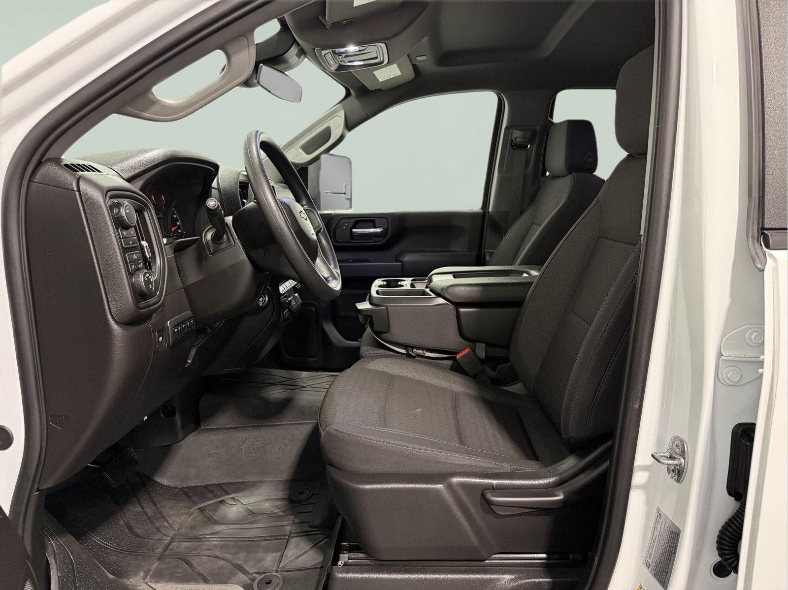 2026 Chevrolet Silverado 2500 HD Crew Cab, Standard Bed, WT, 4WD