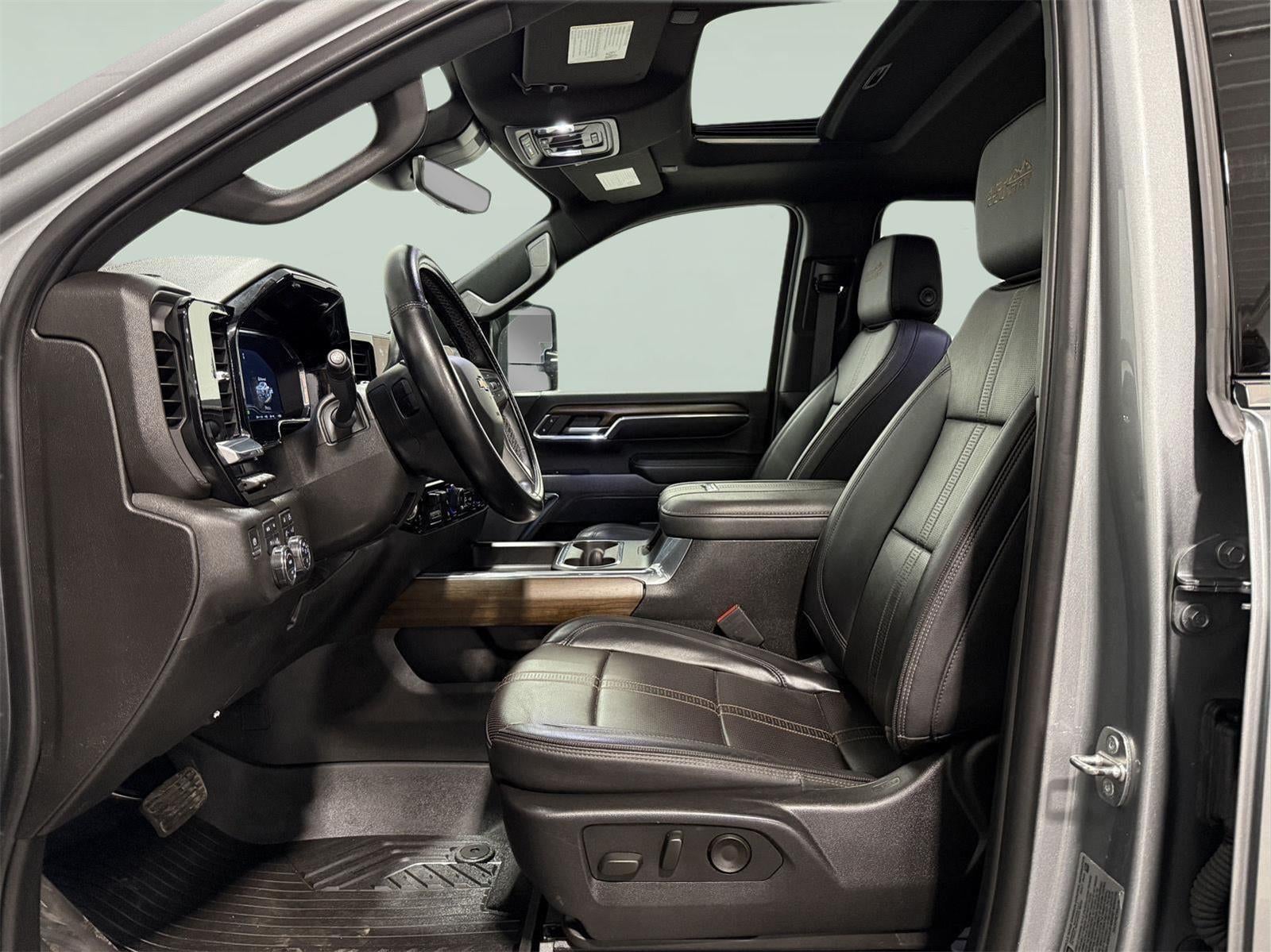 2024 Chevrolet Silverado 2500HD 4WD Crew Cab Standard Bed High Country