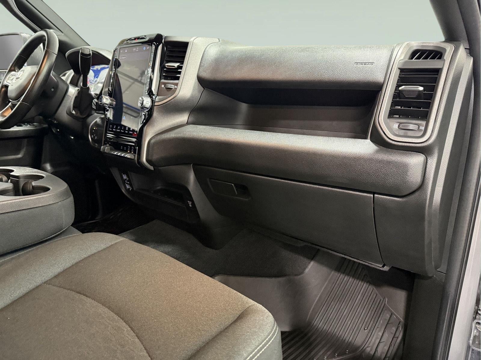 2026 RAM 2500 Black Express Crew Cab 4x4 6'4' Box