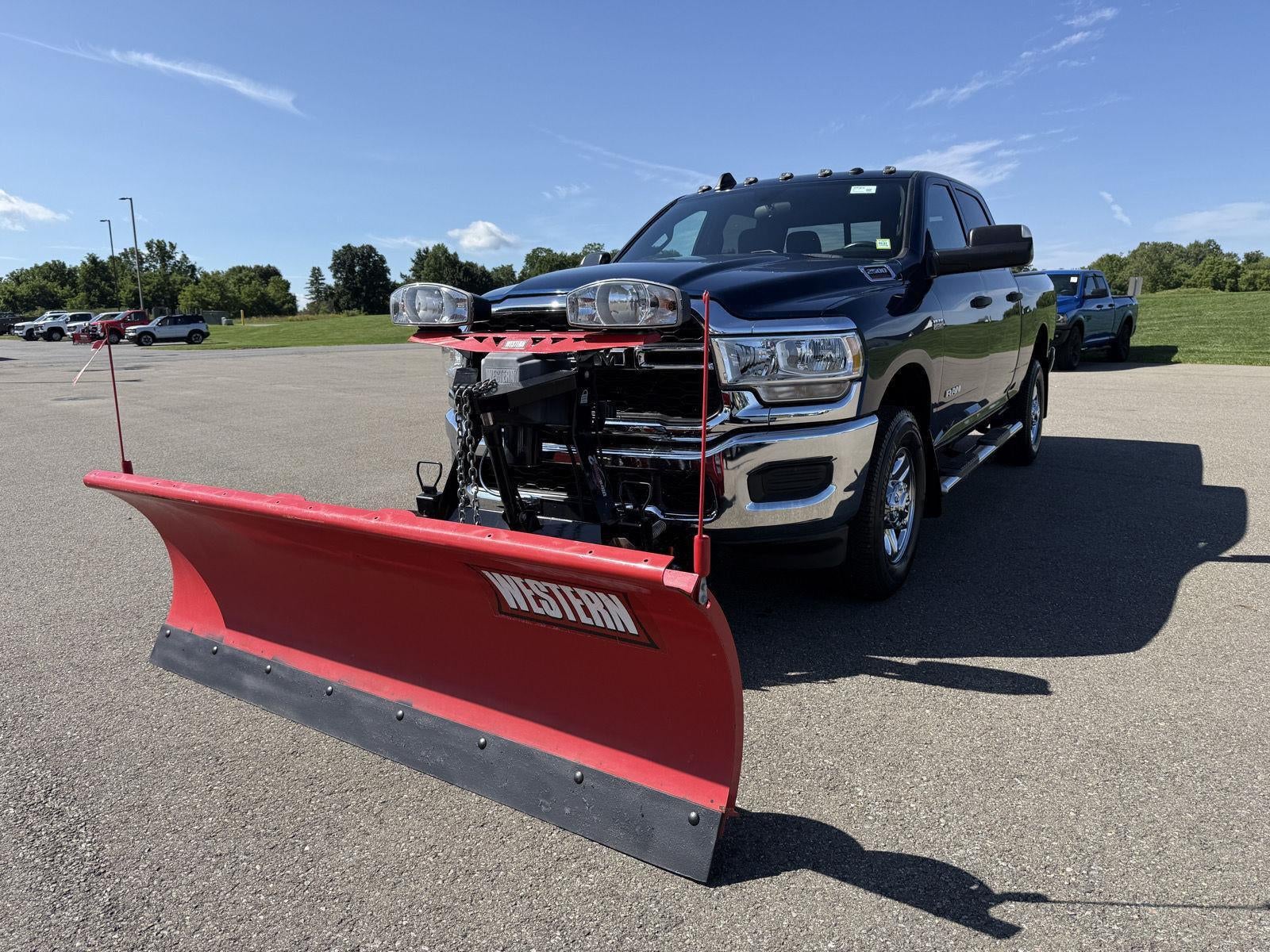 2021 RAM 2500 Tradesman Crew Cab 4x4 6'4' Box