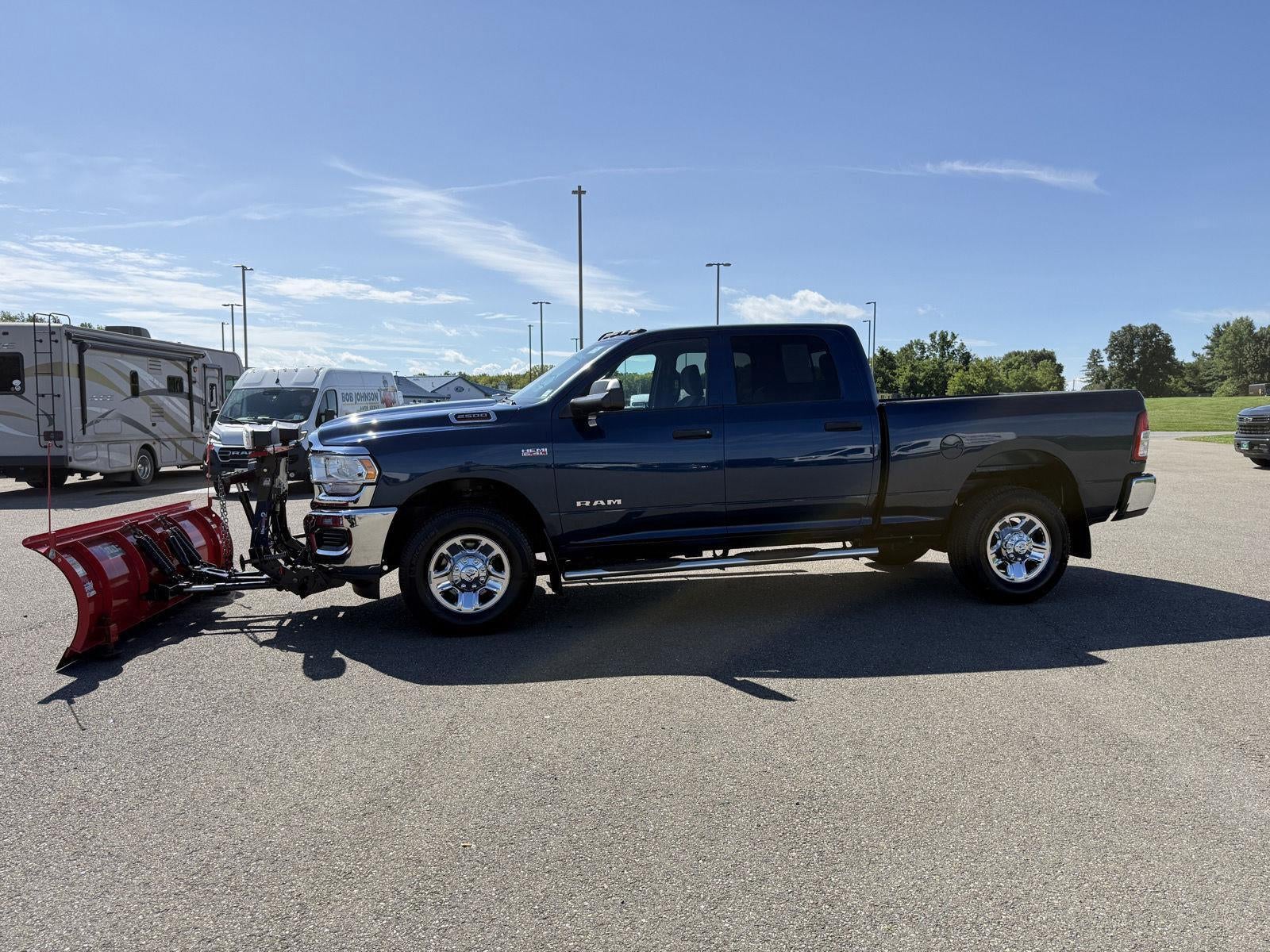 2021 RAM 2500 Tradesman Crew Cab 4x4 6'4' Box