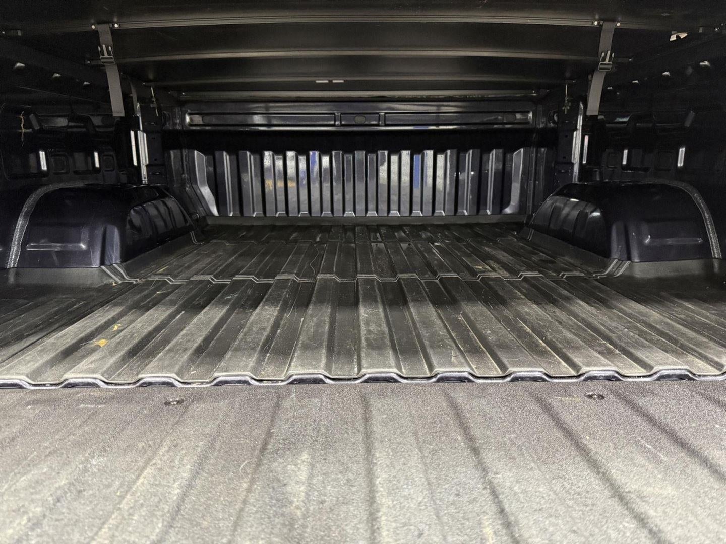 2024 GMC Sierra 1500 4WD Crew Cab Short Box Elevation with 3VL