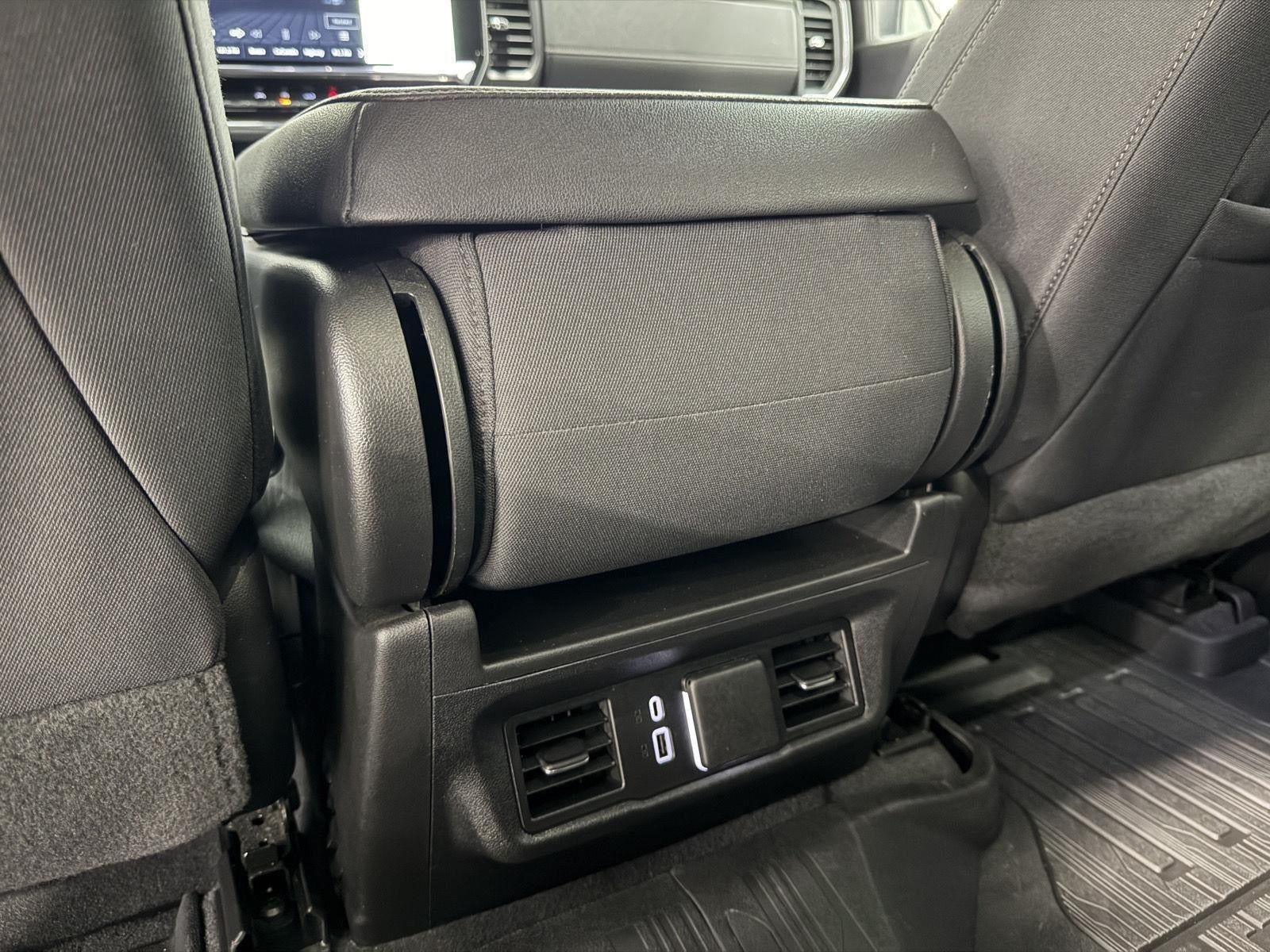 2024 GMC Sierra 1500 4WD Crew Cab Short Box Elevation with 3SB