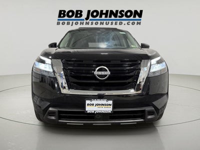 2022 Nissan Pathfinder SV 4WD