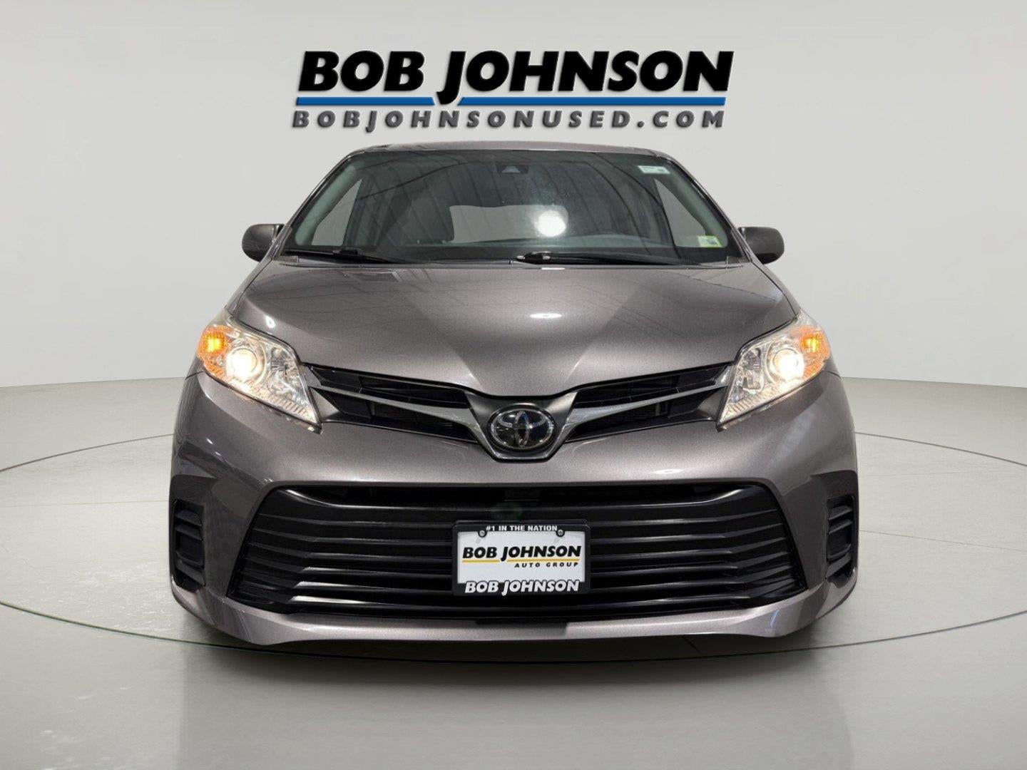 2020 Toyota Sienna LE