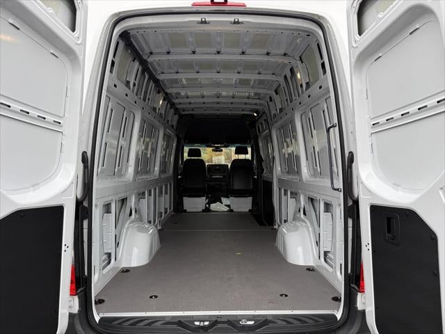 2025 Mercedes-Benz Sprinter 2500 High Roof 4-Cyl Diesel HO