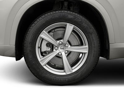 2017 Volvo XC90 T6 Momentum