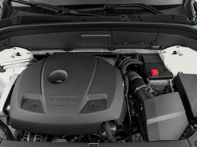 2017 Volvo XC90 T6 Momentum