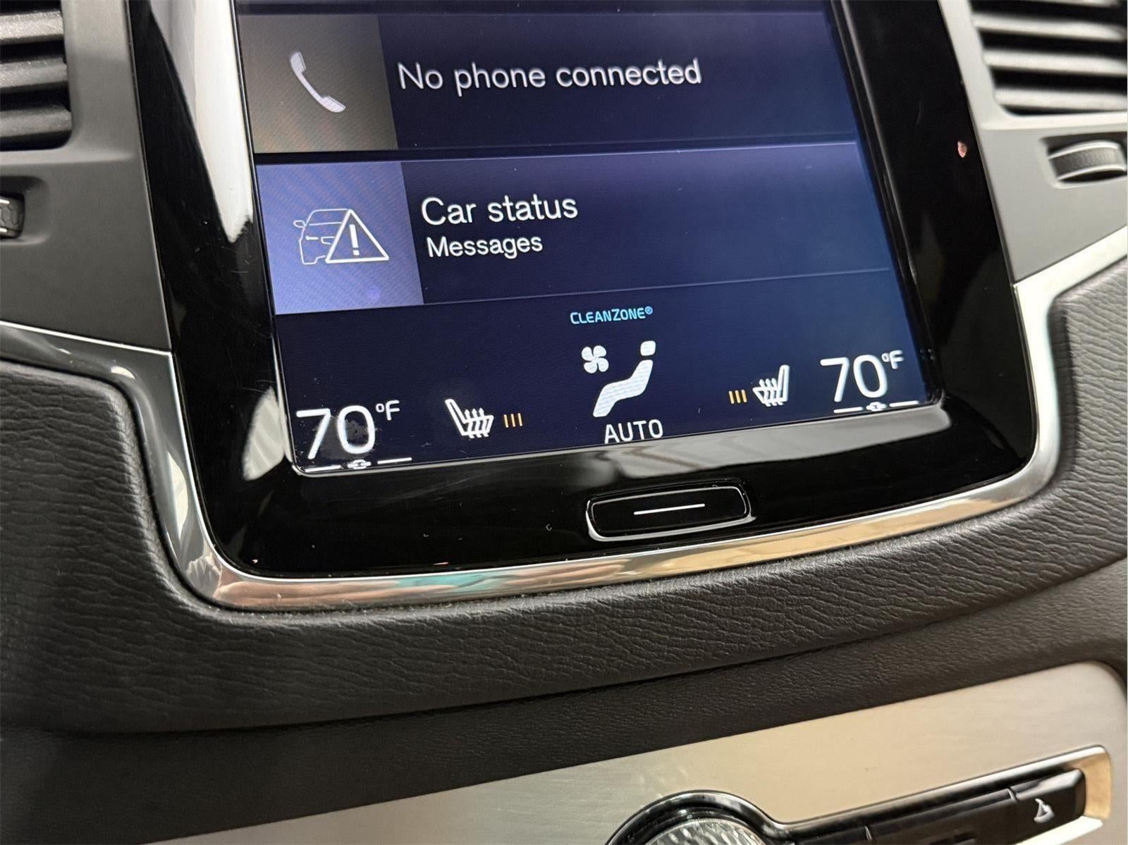 2018 Volvo XC90 T6 Momentum