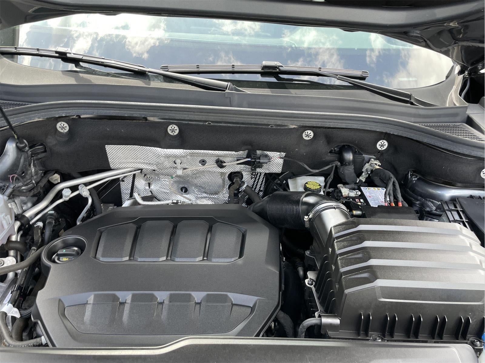 2024 Volkswagen Atlas 2.0T SE