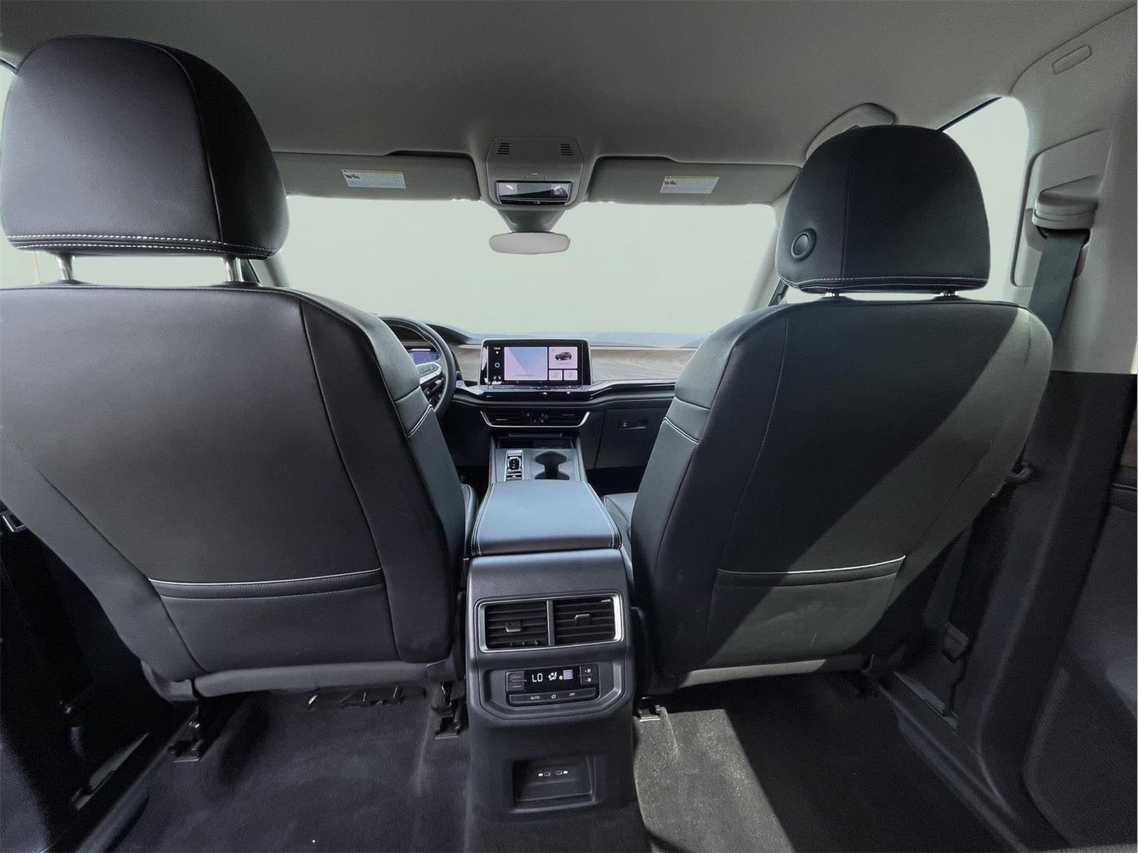 2024 Volkswagen Atlas 2.0T SE