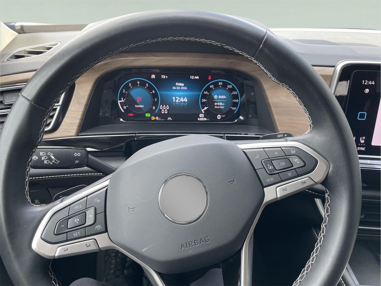 2024 Volkswagen Atlas 2.0T SE