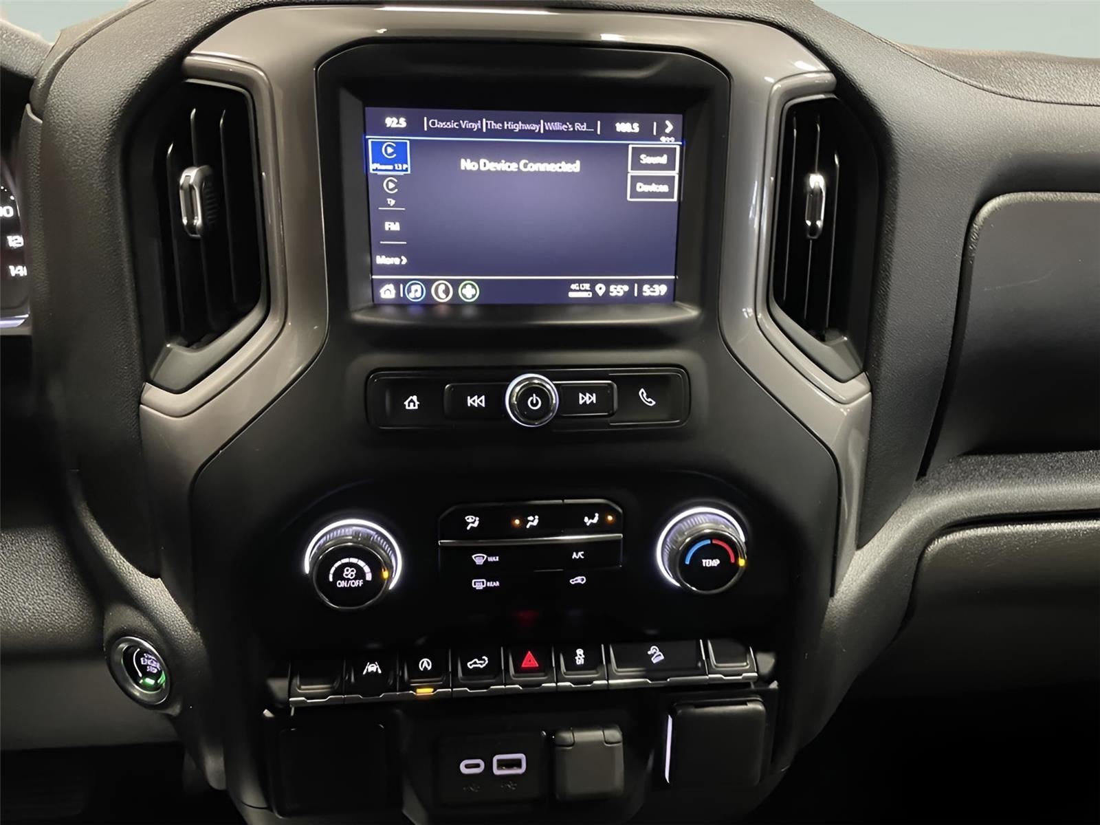 2022 Chevrolet Silverado 1500 Custom Trail Boss