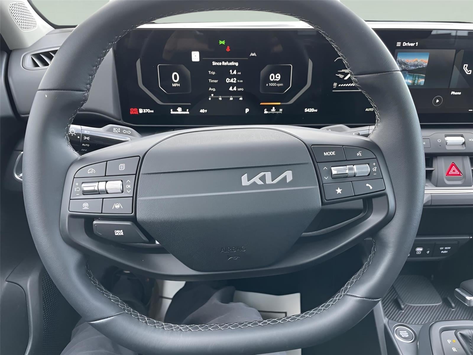 2025 Kia K4 EX