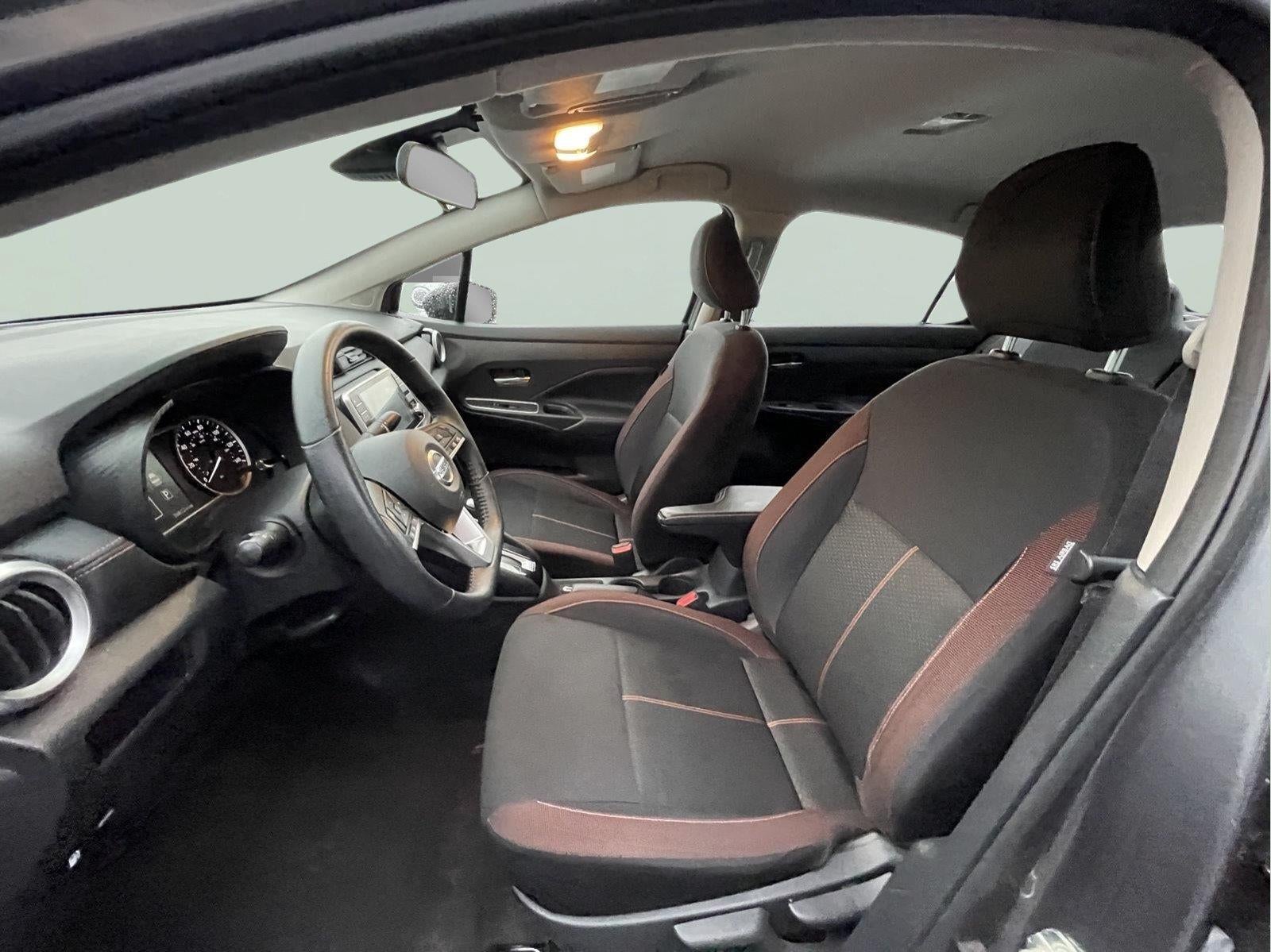 2021 Nissan Versa SR