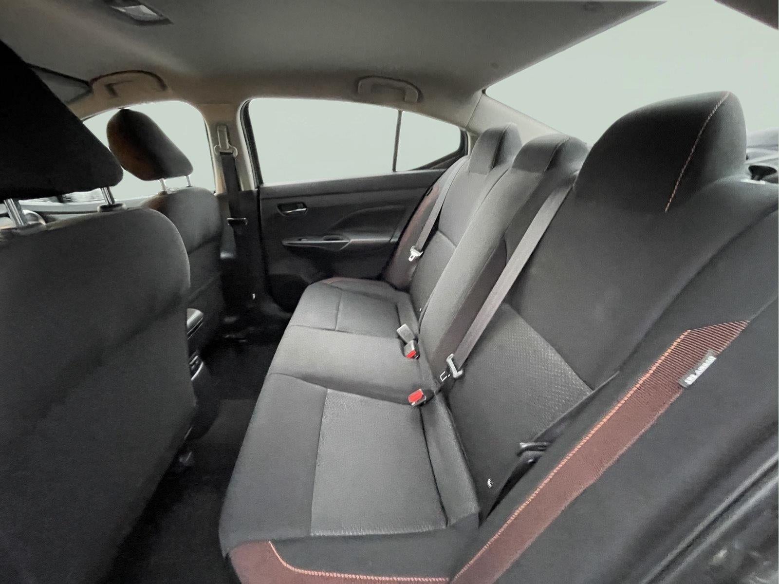 2021 Nissan Versa SR