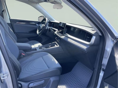 2025 Volkswagen Tiguan SE
