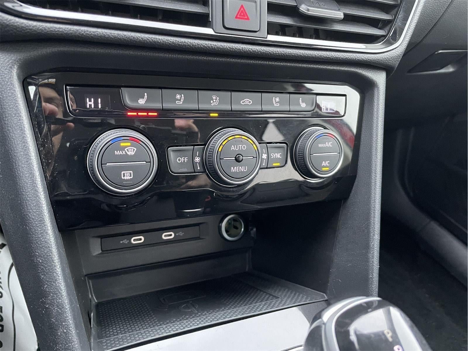 2022 Volkswagen Taos SEL