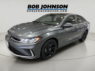 2025 Volkswagen Jetta SE