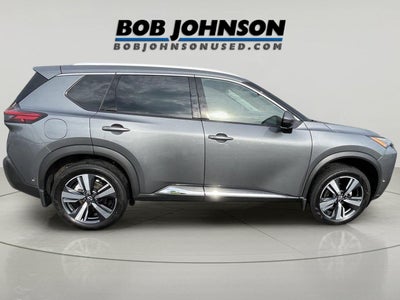 2022 Nissan Rogue SL