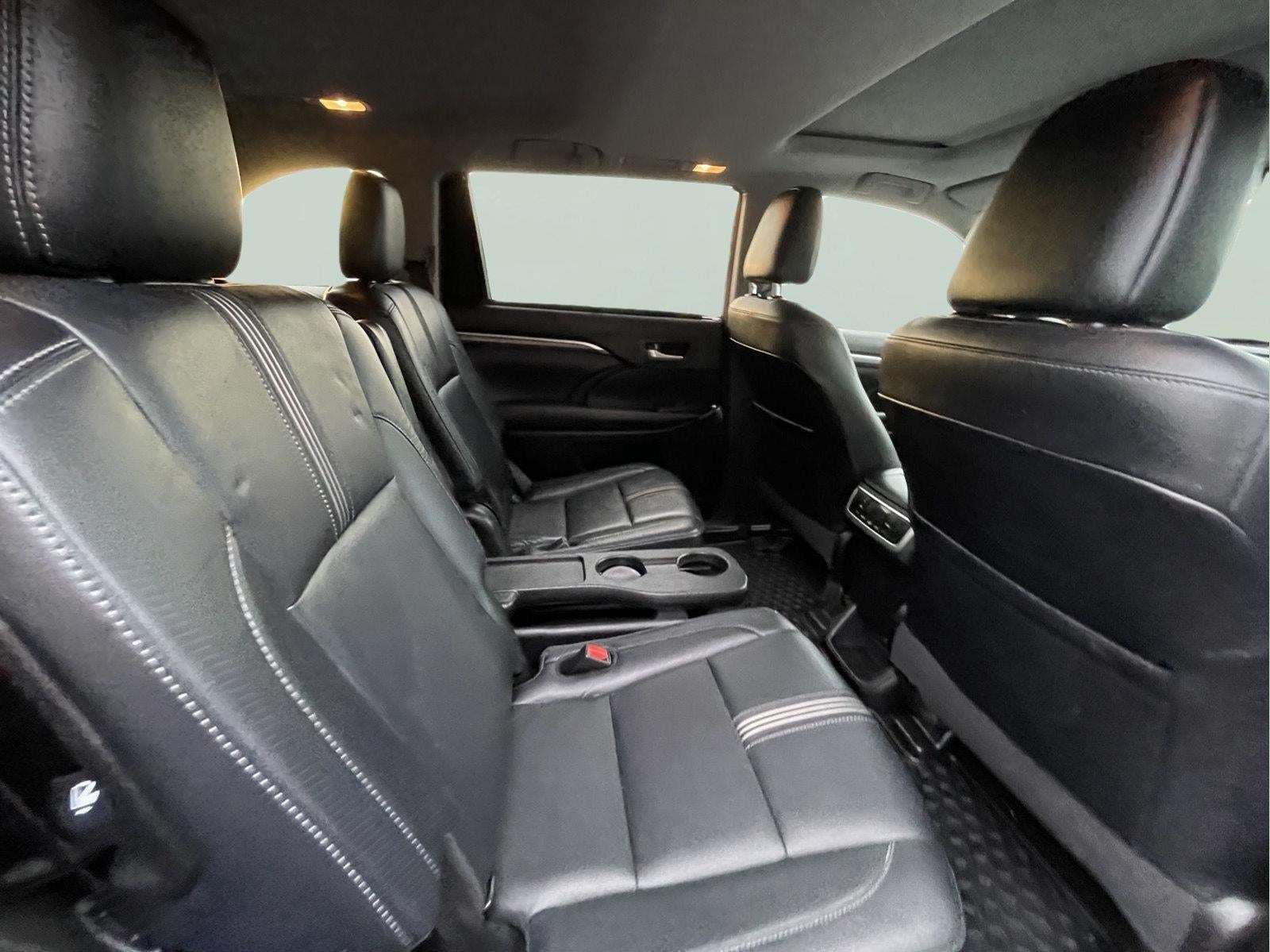 2018 Toyota Highlander SE