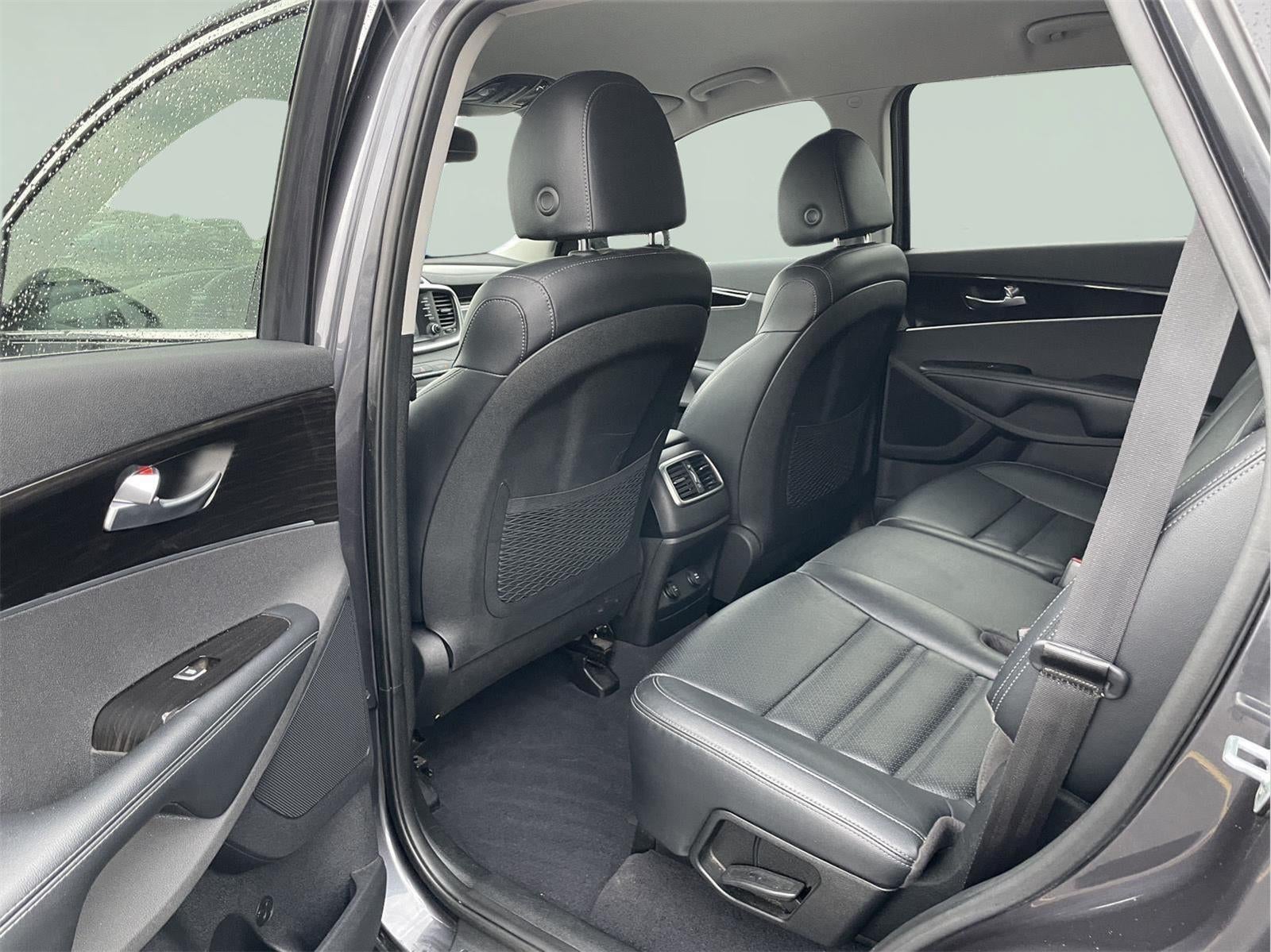 2019 Kia Sorento EX V6