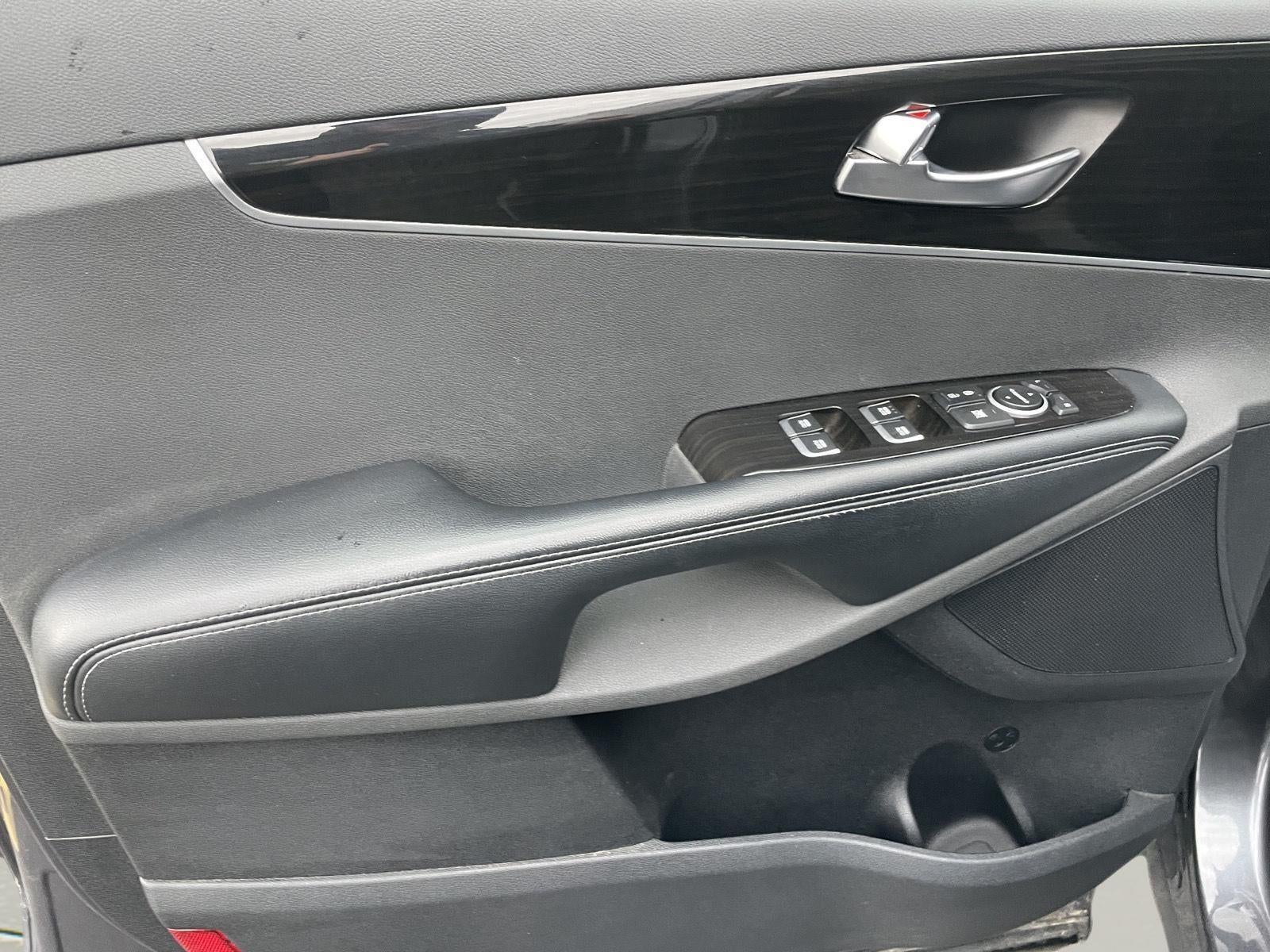 2019 Kia Sorento EX V6