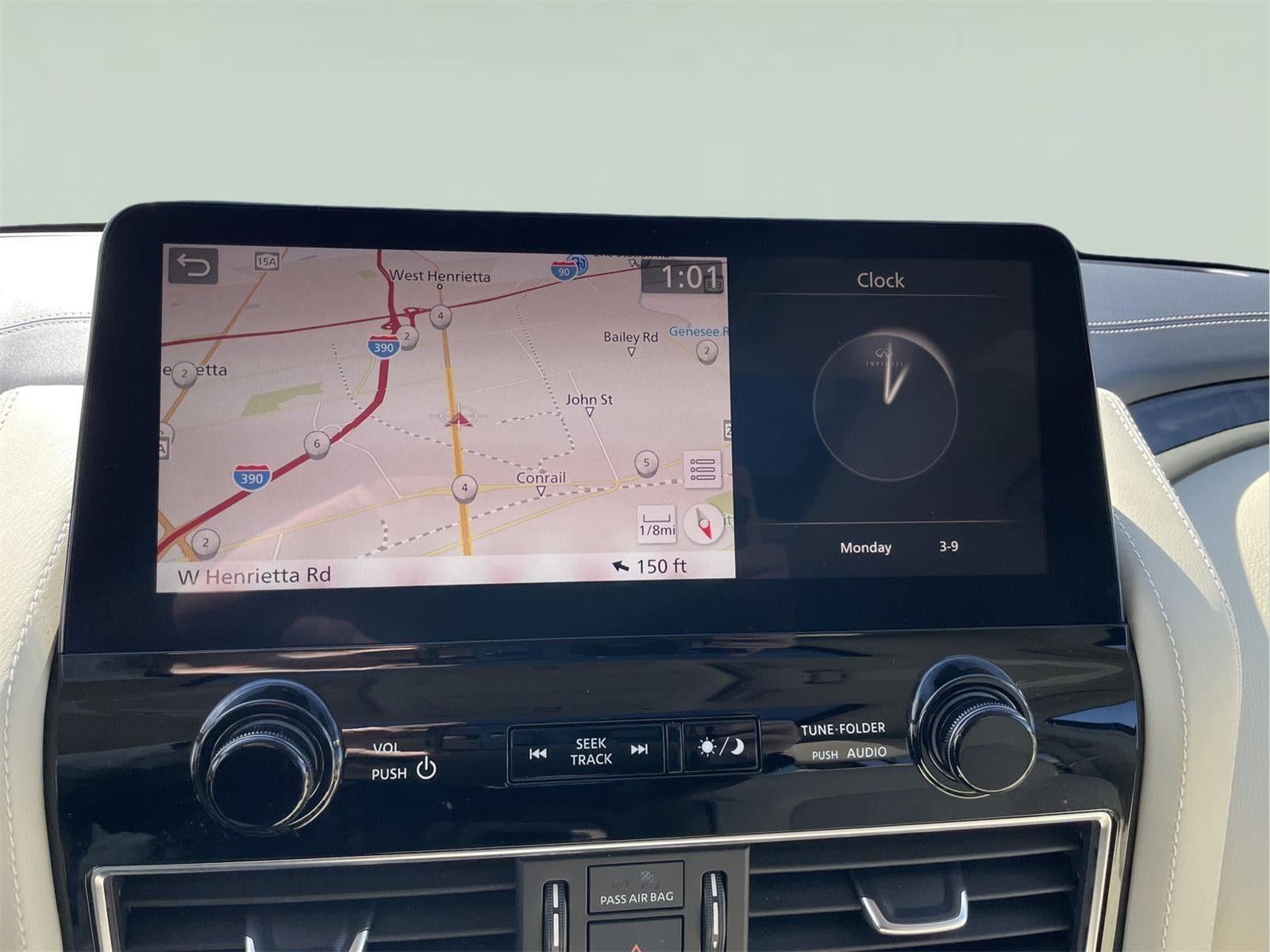 2022 INFINITI QX80 LUXE