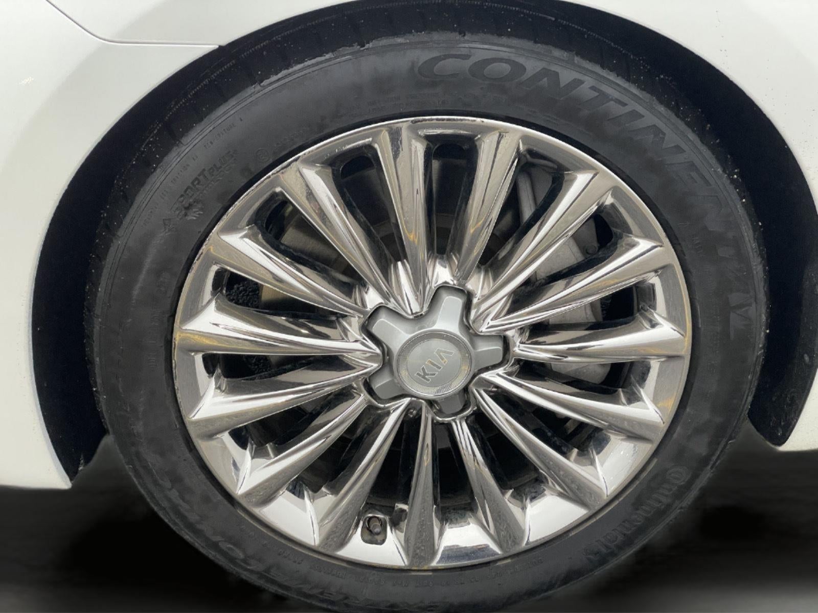 2015 Kia K900 Luxury