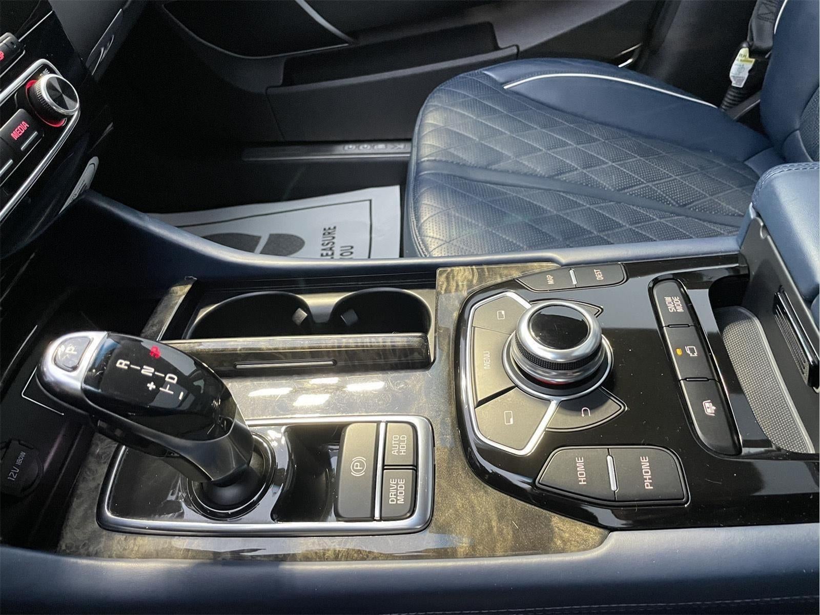 2015 Kia K900 Luxury