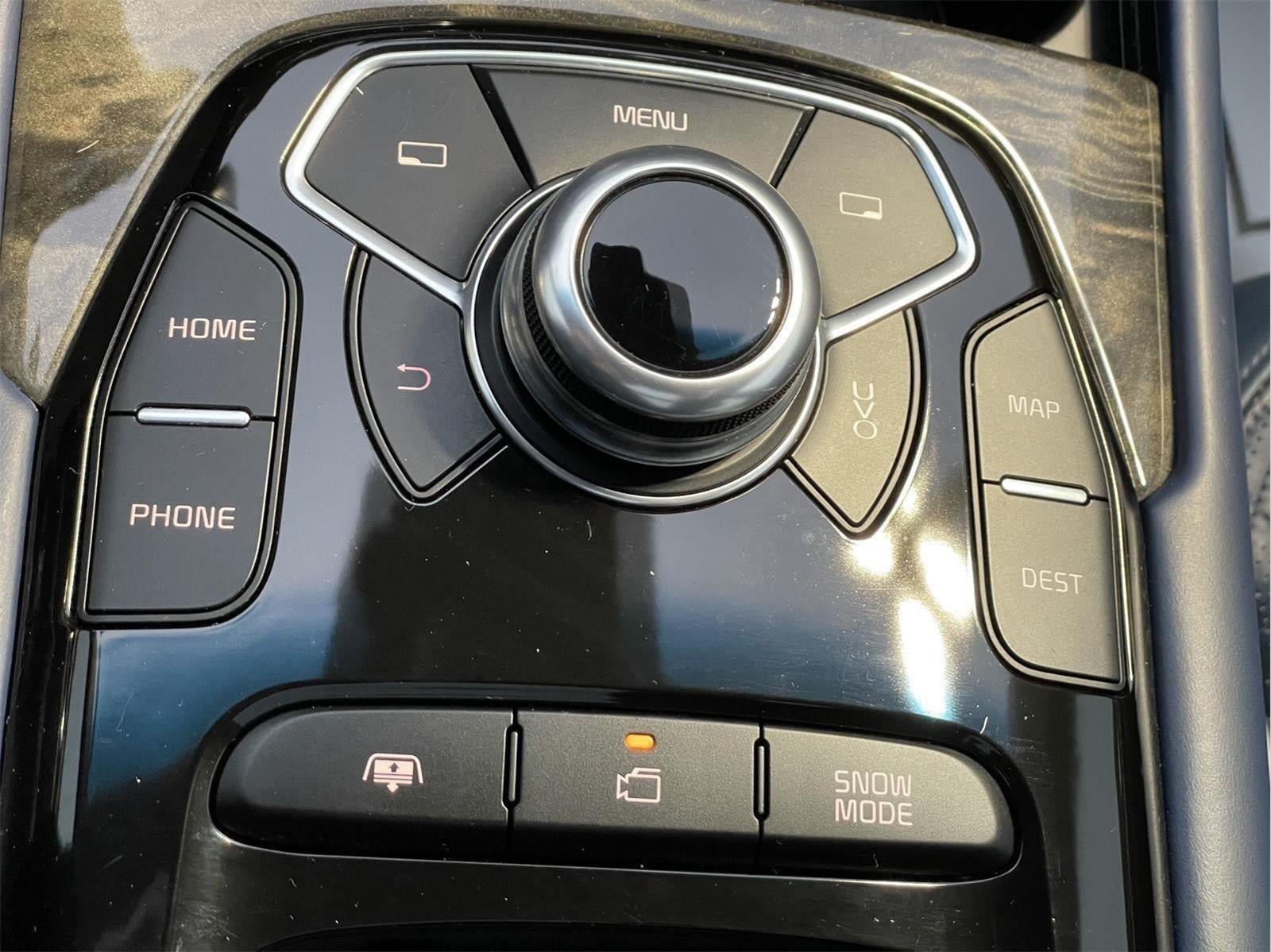 2015 Kia K900 Luxury