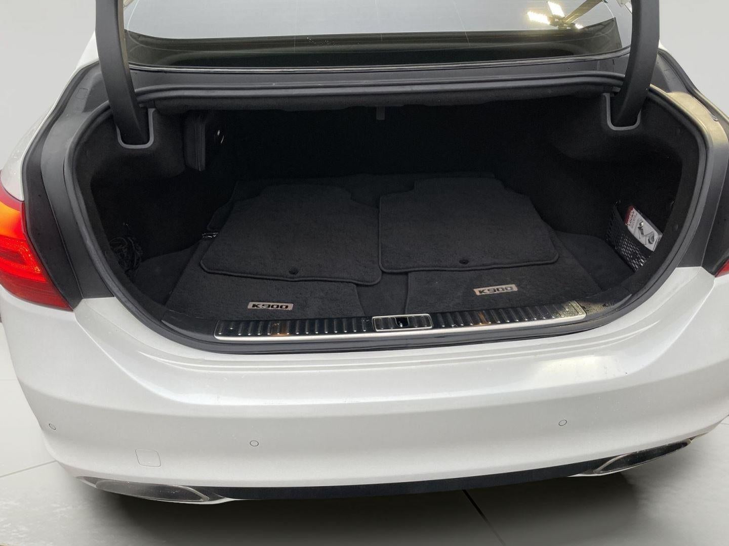 2015 Kia K900 Luxury