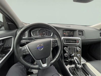 2017 Volvo S60 Cross Country SEDAN