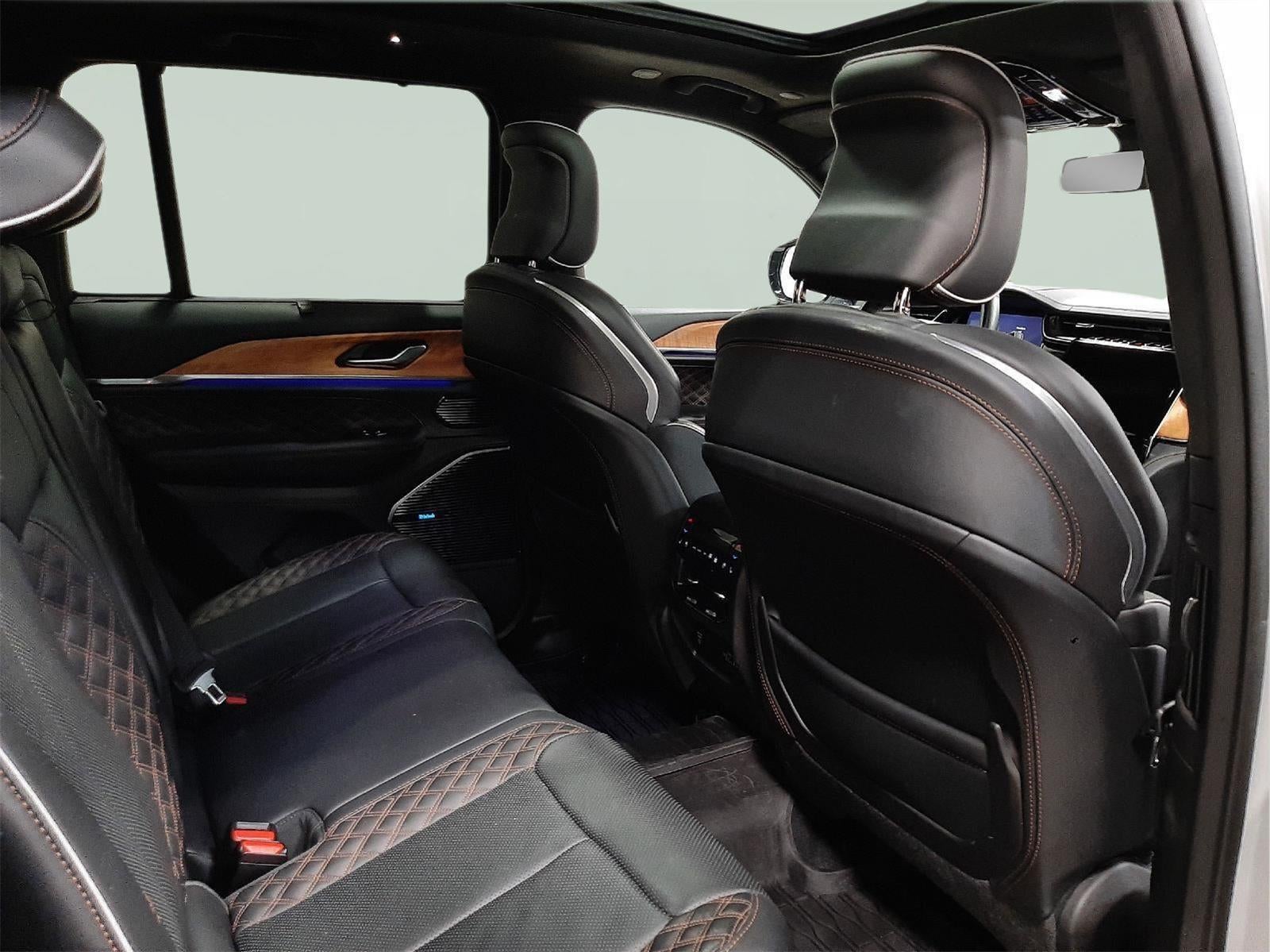 2023 Jeep Grand Cherokee Summit Reserve