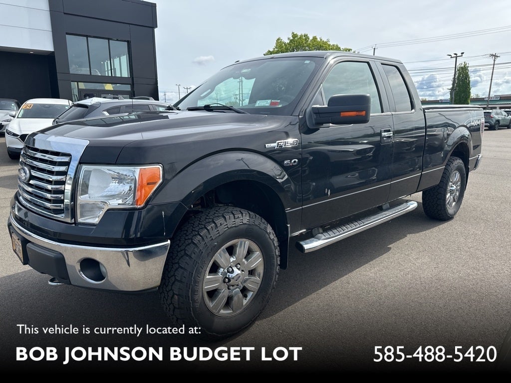 2011 Ford F-150 XLT ONE OWNER CLEAN AUTOCHECK!!