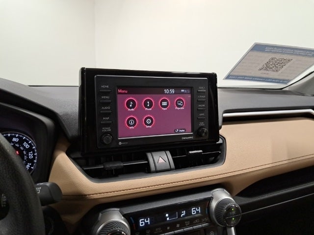 2021 Toyota RAV4 XLE Apple CarPlay/Android Auto AWD NEW TIRES!!