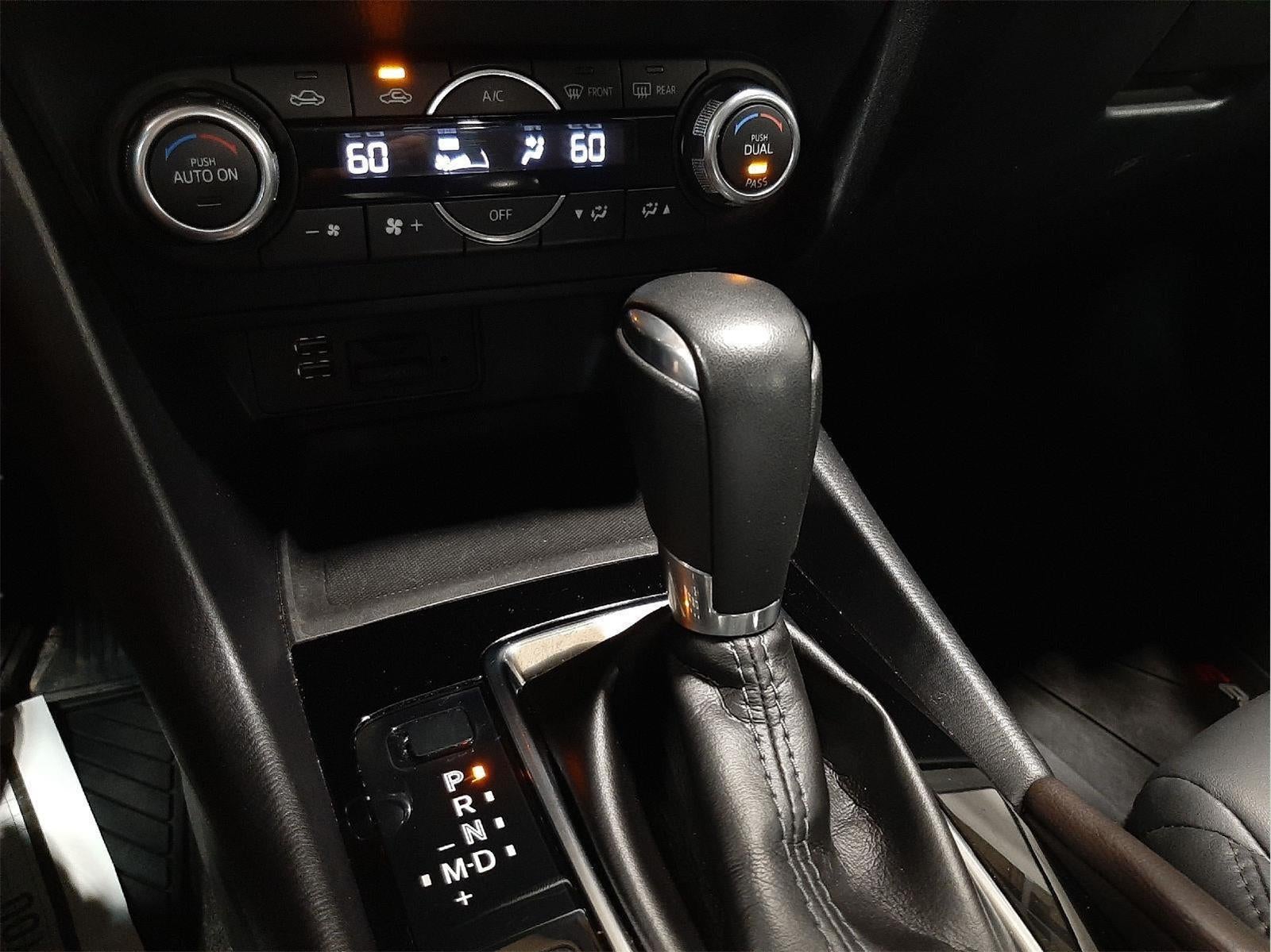 2018 Mazda Mazda3 4-Door Touring