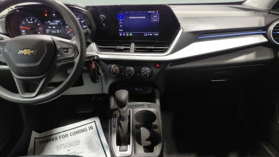 2025 Chevrolet Trax LS